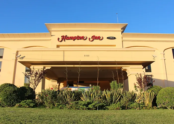 Hotel near College: Hampton By Hilton Chihuahua